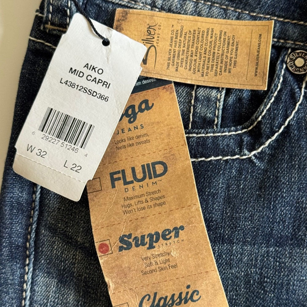 Silver Jeans Co Suki Mid Bootcut Jeans Dark Wash Fluid Denim Joga W32 L22 NEW - Picture 4 of 5